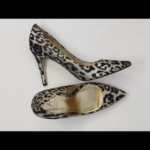 Black and gold leopard print lamê shoes size 7